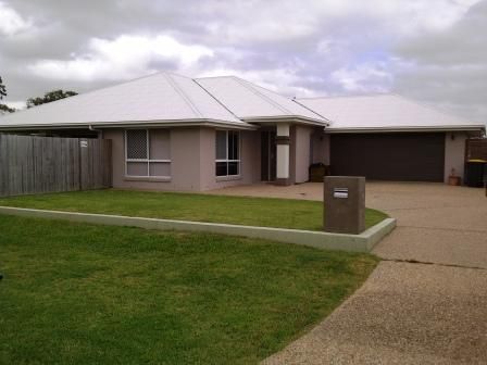 30 Lakeview Circuit, MULAMBIN, QLD 4703