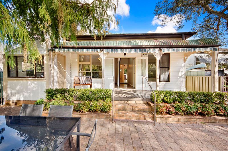8 Thorp Road, WORONORA, NSW 2232