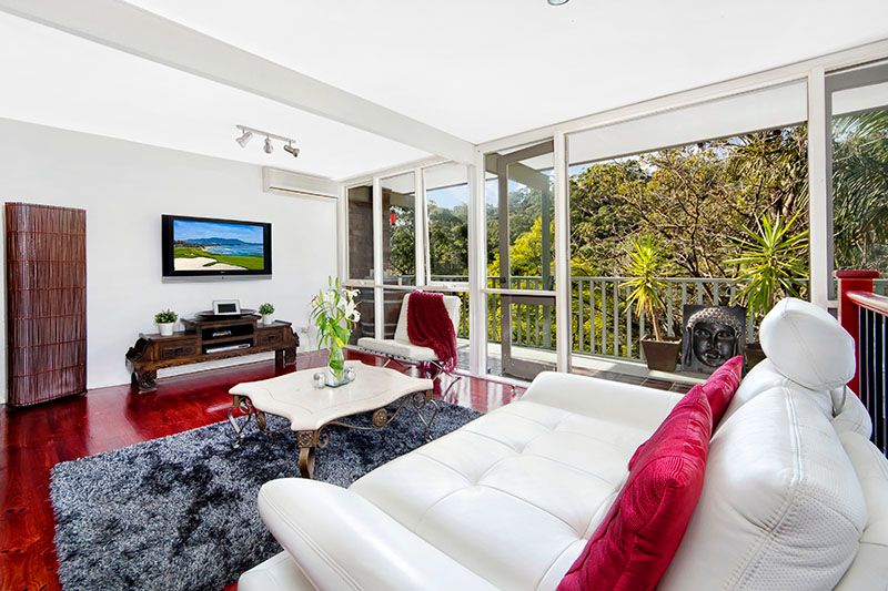 5 Hoover Place, BONNET BAY NSW 2226