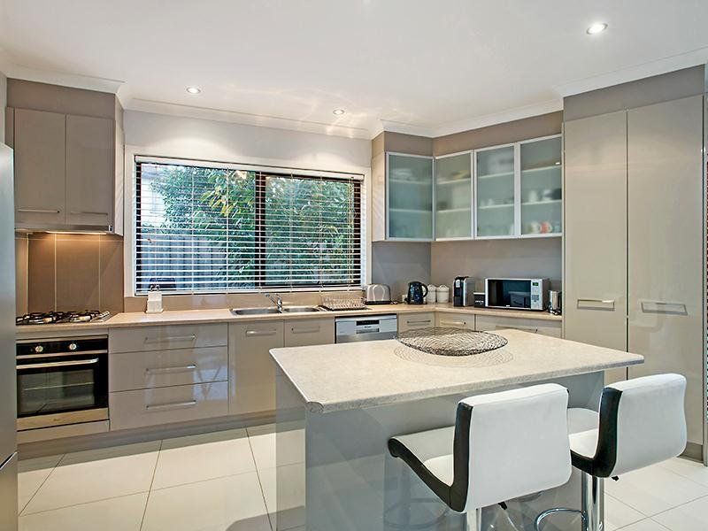 2/10 Bowral Court, BUNDOORA, VIC 3083