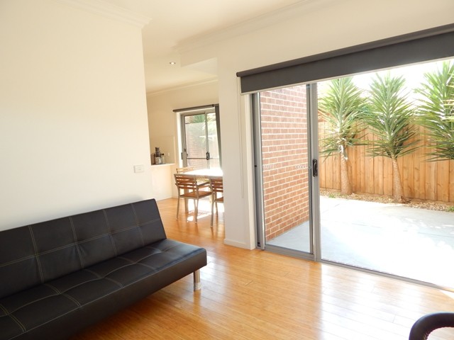 2/48 Cheddar Road, RESERVOIR, VIC 3073
