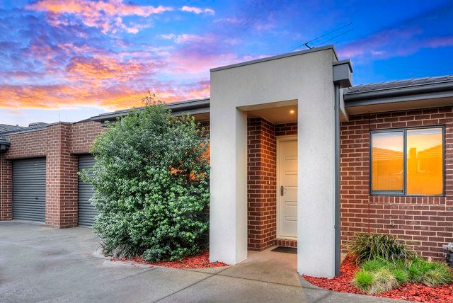 144 St Vigeons Road, RESERVOIR VIC 3073