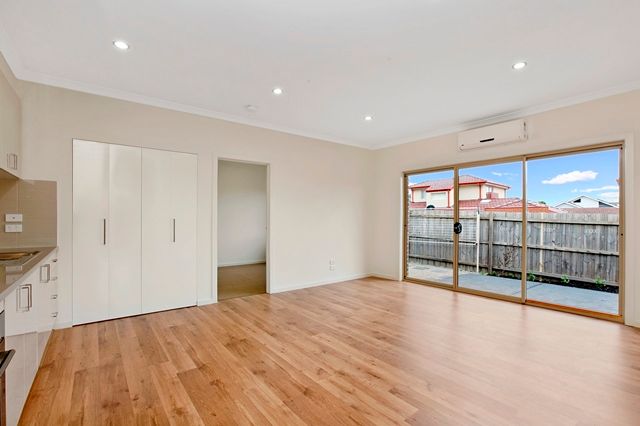 4/44 Boldrewood Parade, RESERVOIR, VIC 3073