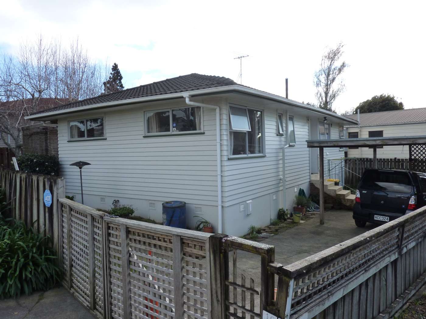 16 Manapouri Place photo 0