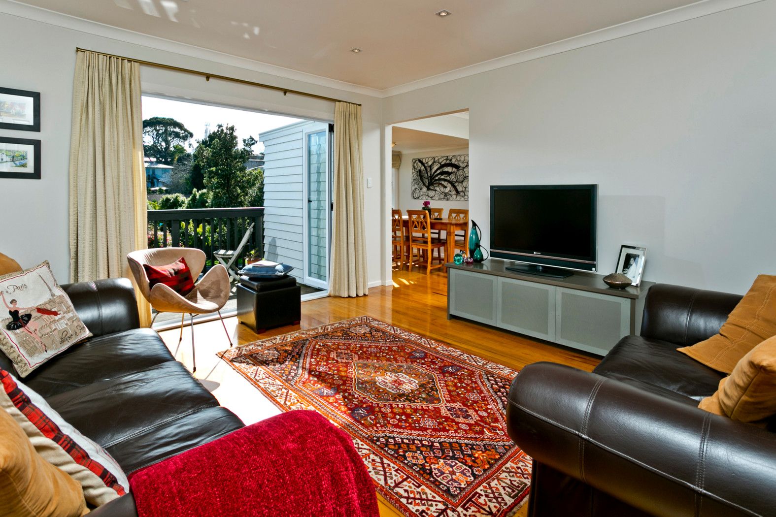 77 Marlborough Avenue, GLENFIELD, North Shore City