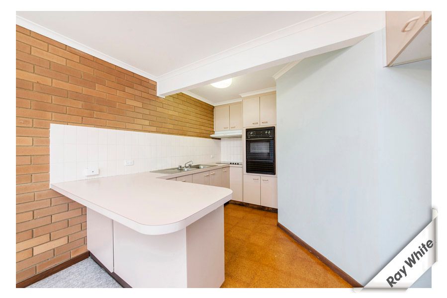 8 Hallen Close, SWINGER HILL ACT 2606