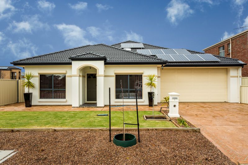 1 Farncomb Court, LARGS NORTH SA 5016