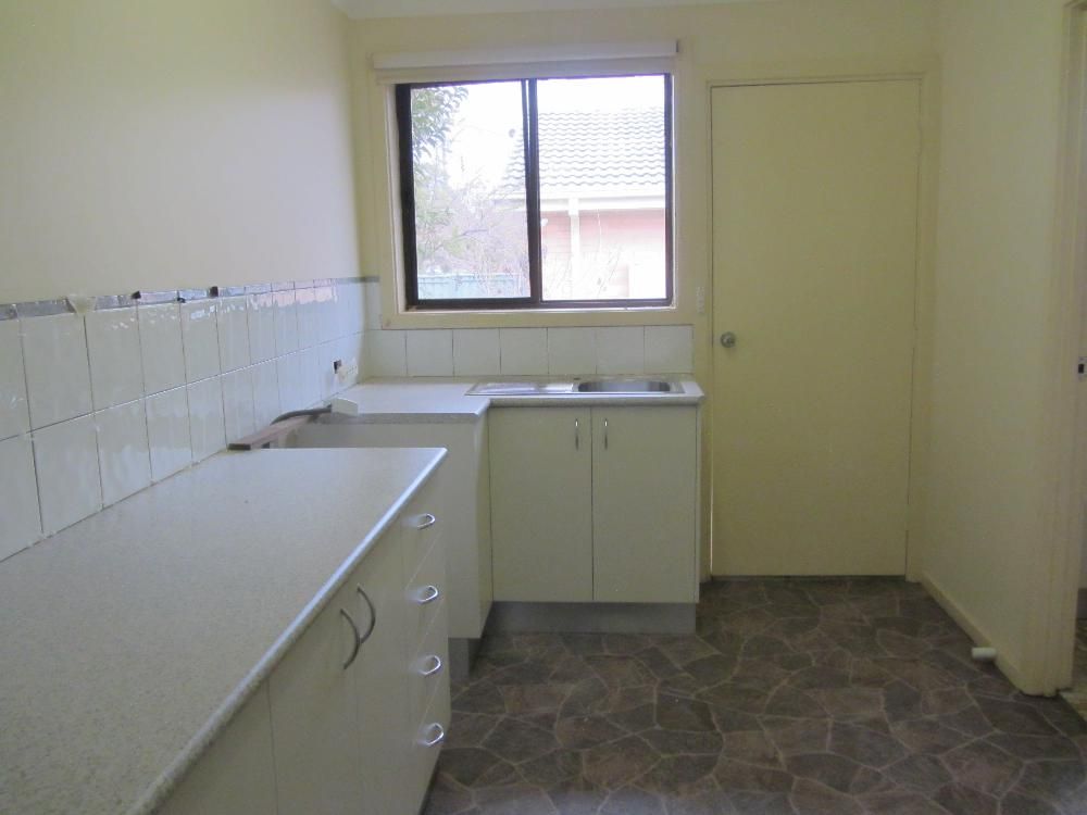 1/418 Douglas Road, LAVINGTON, NSW 2641