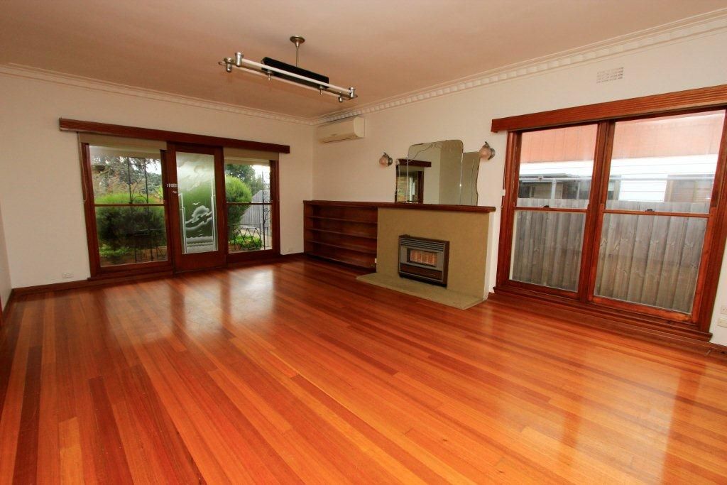 8 Dorothy Avenue, BELMONT, VIC 3216