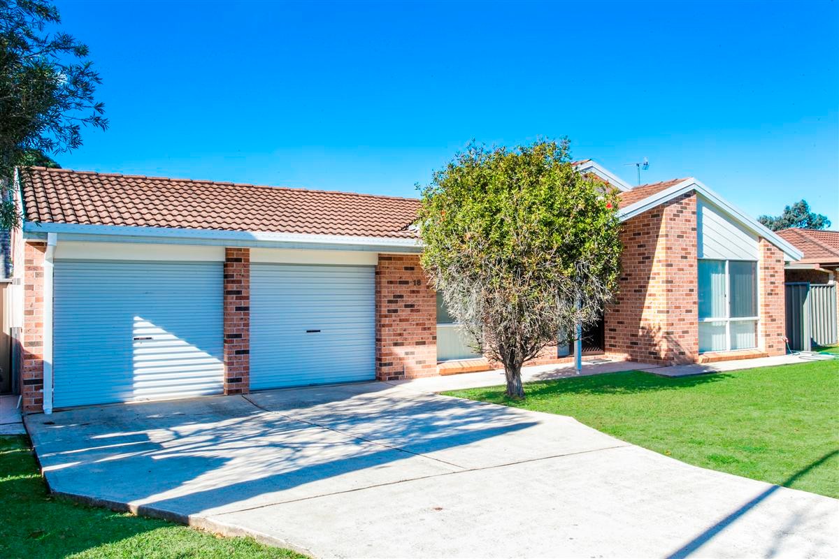 18 Redwood Place, CLAREMONT MEADOWS, NSW 2747