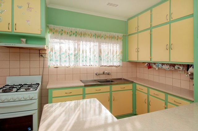 14 Laha Crescent, PRESTON, VIC 3072