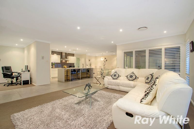 5 Murdocca Place, CASTLE HILL, NSW 2154