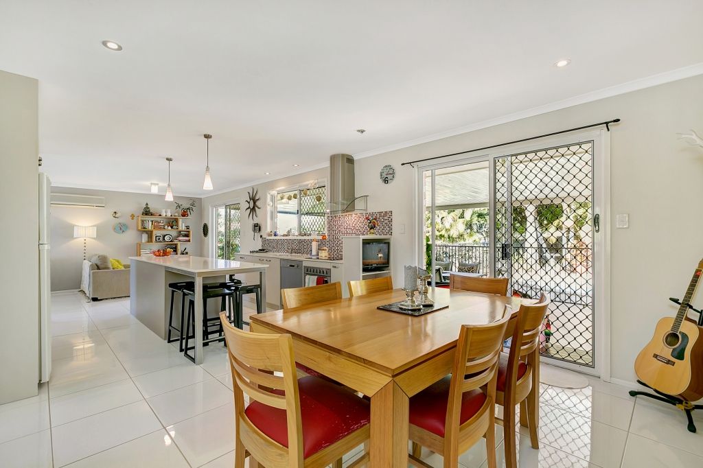 6 Borman Court, WORONGARY, QLD 4213