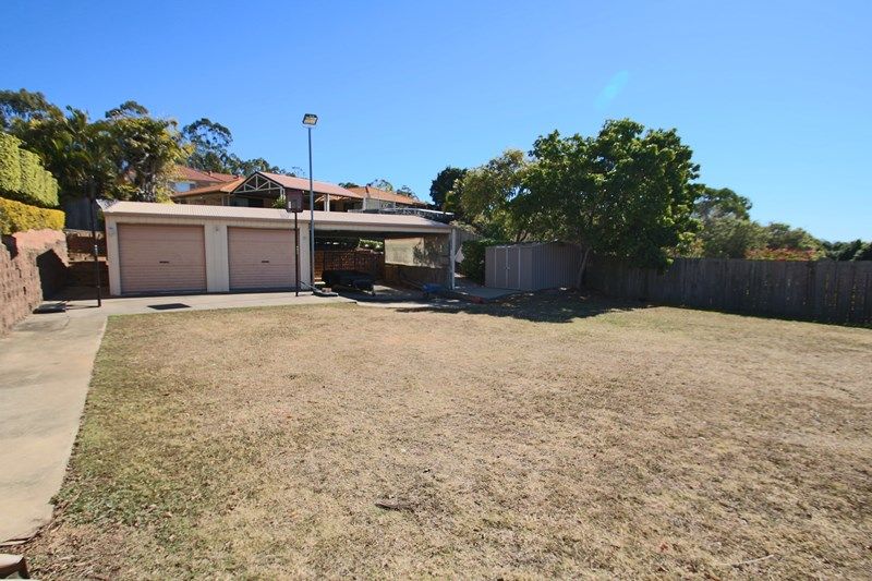 15 Calverton Court, BRASSALL, QLD 4305