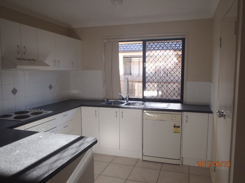 17 Storr Crct, GOODNA, QLD 4300