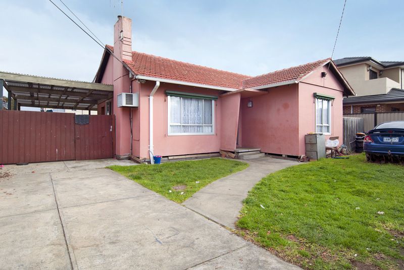 319 Camp Road, BROADMEADOWS, VIC 3047