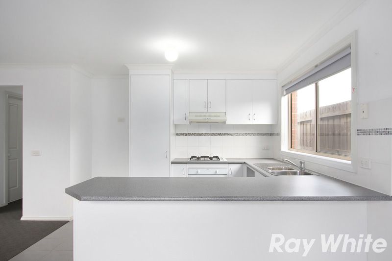 1/13 Redcherry Court, PAKENHAM, VIC 3810