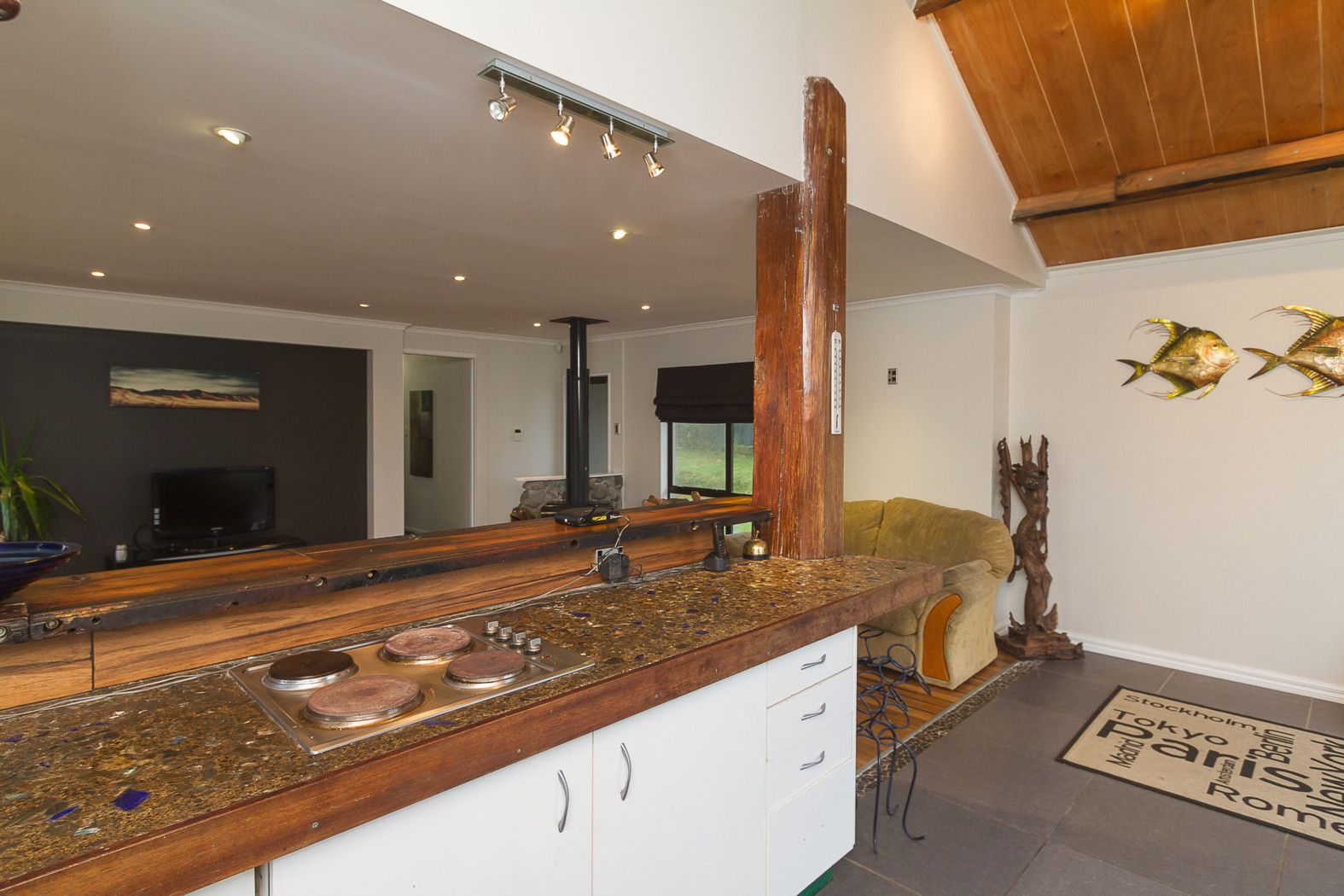 4 Outram Grove, KELSON, Lower Hutt City