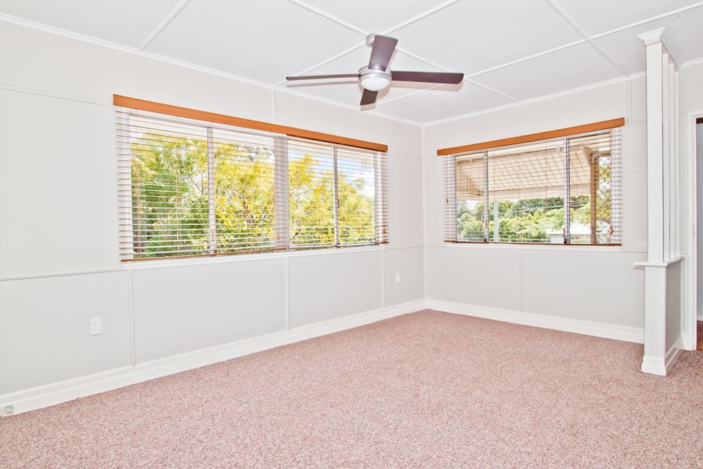 11 Abney Street, MOOROOKA, QLD 4105