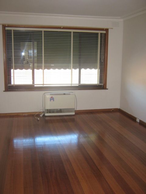 1/15 Maureen Crescent, NOBLE PARK, VIC 3174