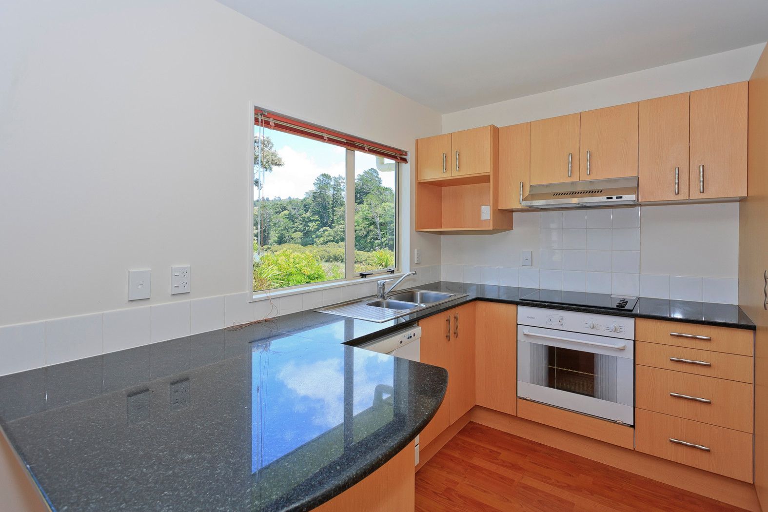 4/8 Harkin Close, ALBANY, North Shore City