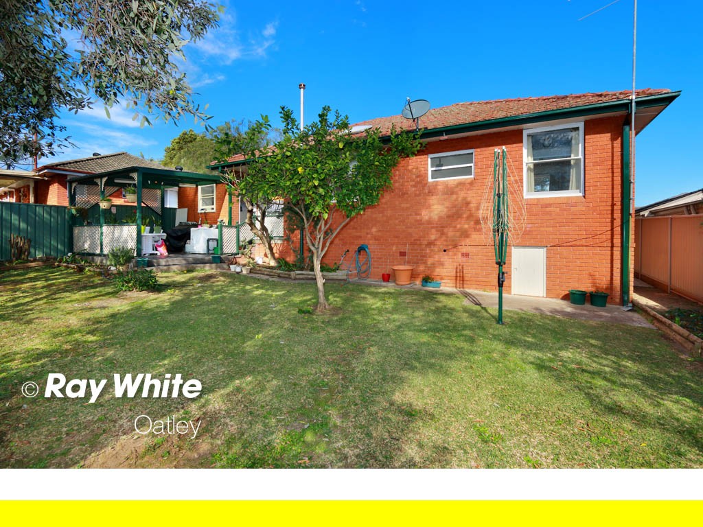 15 Waldo Crescent, PEAKHURST, NSW 2210