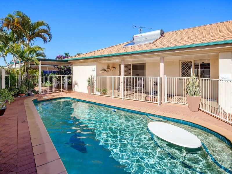 3 Kalowendha Avenue, PELICAN WATERS, QLD 4551