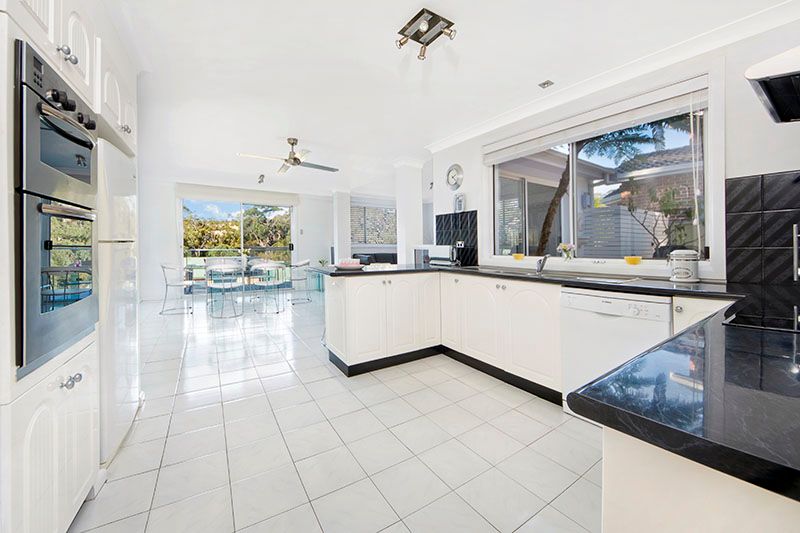 20 Beaumaris Drive, MENAI, NSW 2234