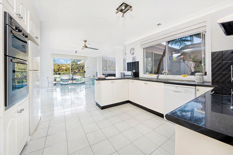 20 Beaumaris Drive, MENAI, NSW 2234