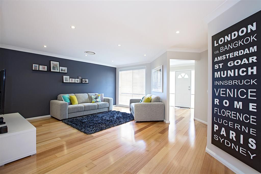 11 Thornbill Crescent, GLENMORE PARK, NSW 2745