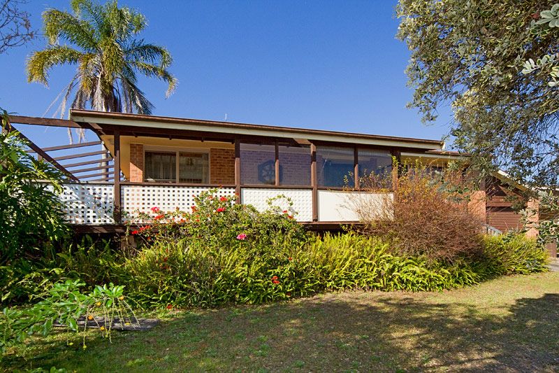 32 Molong Road, OLD BAR, NSW 2430