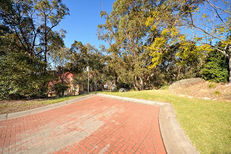 11 Bataan Close, ILLAWONG, NSW 2234