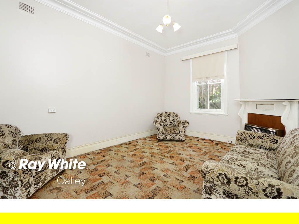 38 Clarence Street, PENSHURST, NSW 2222