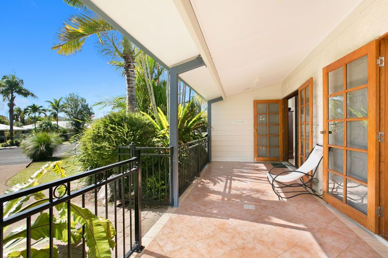 1 Olea Court, REDLYNCH QLD 4870