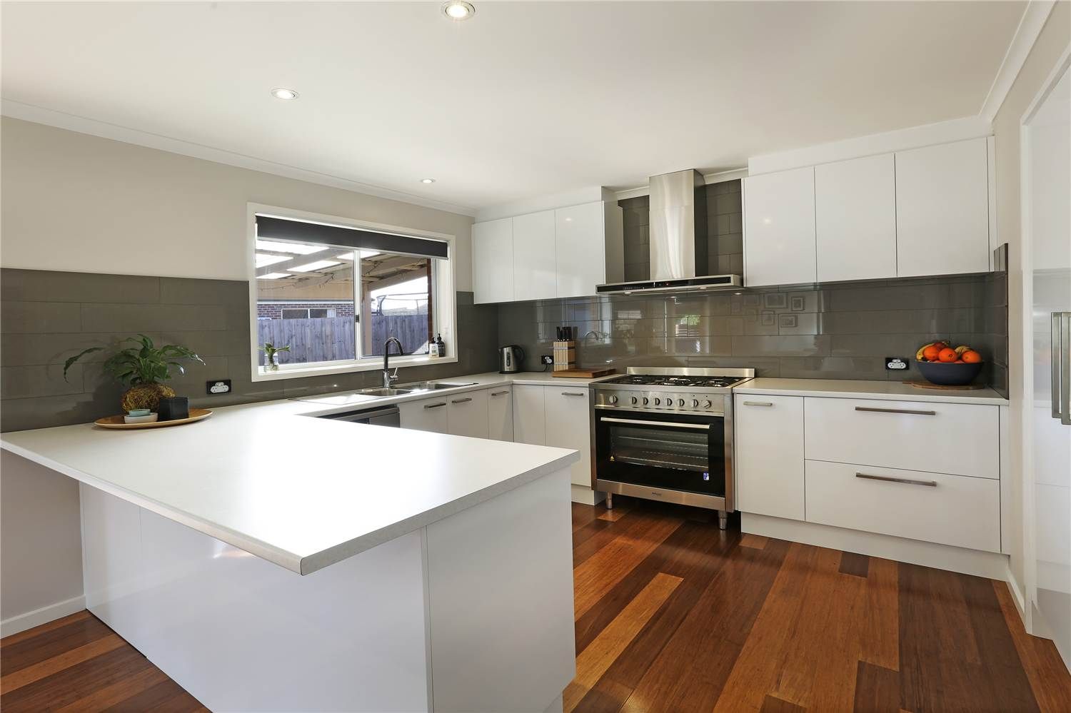 1 Teesdale Court, LARA, VIC 3212