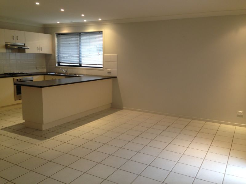 4 Arboreal Place, HORSLEY, NSW 2530