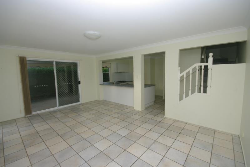 9 Joyce Crescent, BRACKEN RIDGE, QLD 4017