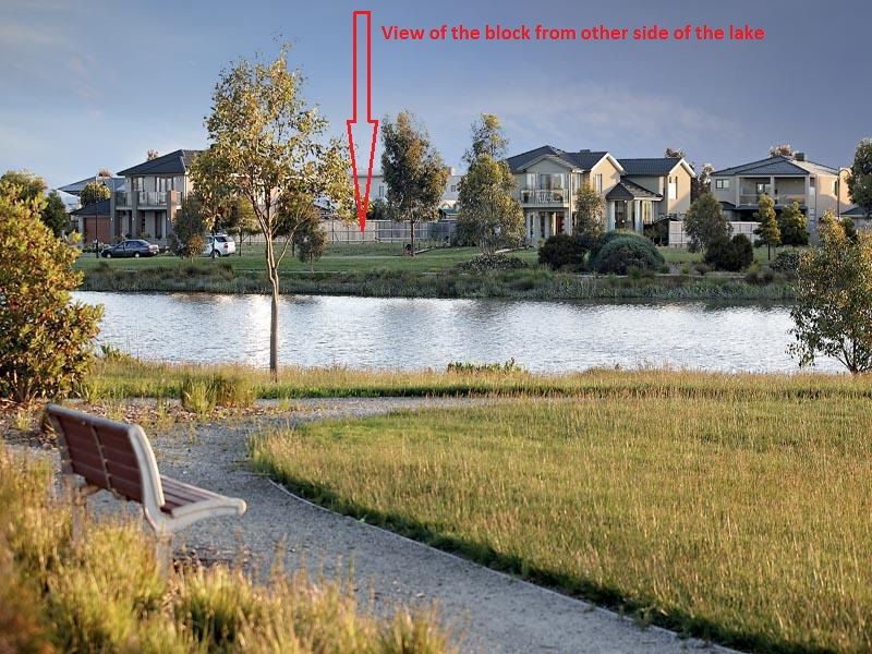 6 Sunset Close, WATERWAYS, VIC 3195