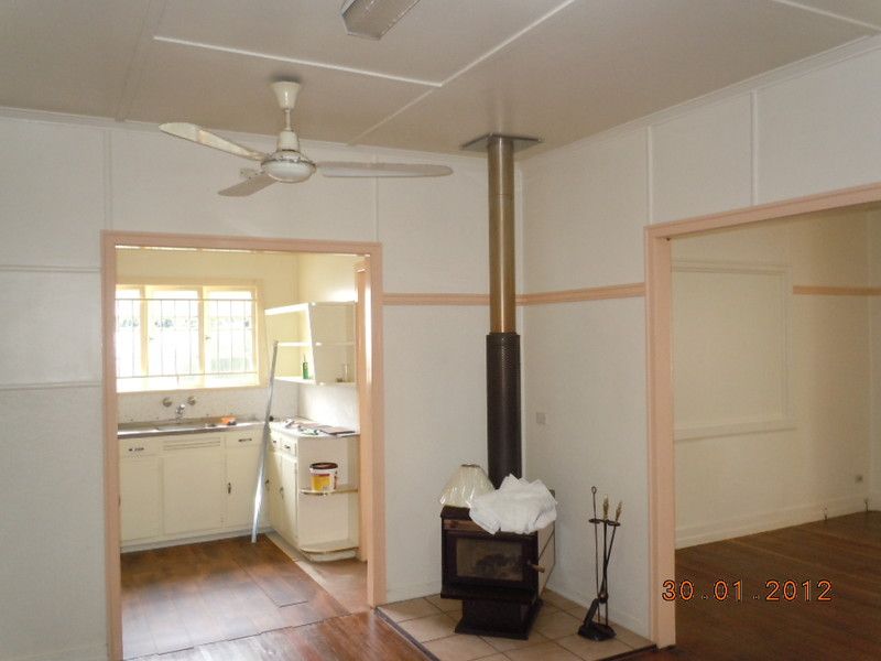 33 Easton Street, SILKSTONE, QLD 4304