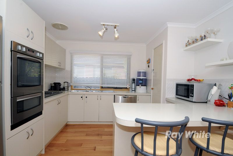 23 Watersedge Close, KNOXFIELD, VIC 3180