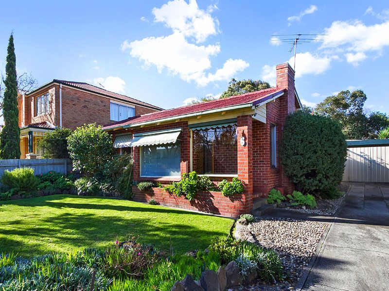 6 Weeroona Street, HAMPTON VIC 3188