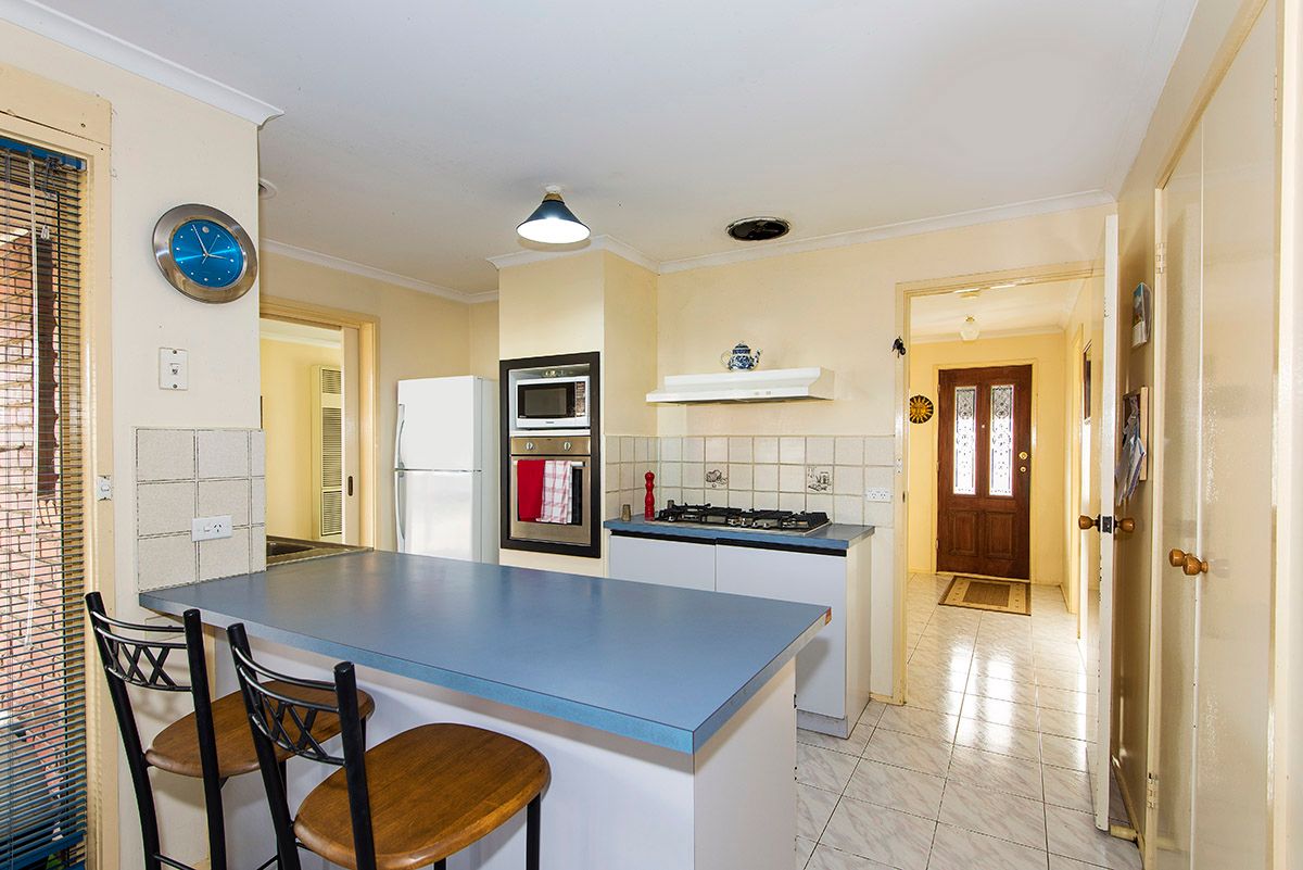 12 Bamboo Court, MILL PARK, VIC 3082