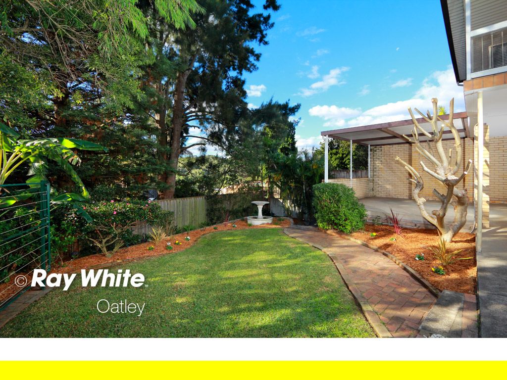 13 Waterside Parade, PEAKHURST HEIGHTS, NSW 2210