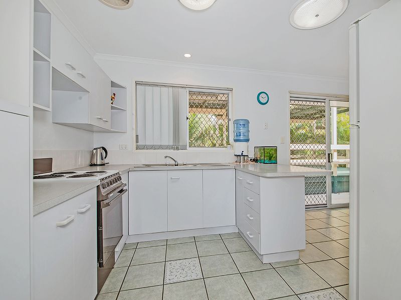 21 Halyard Court, DECEPTION BAY, QLD 4508