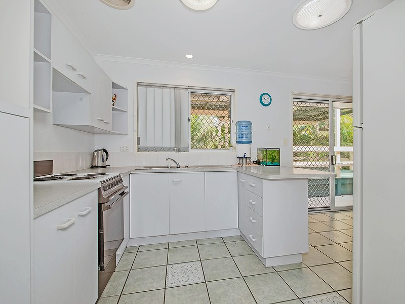21 Halyard Court, DECEPTION BAY, QLD 4508