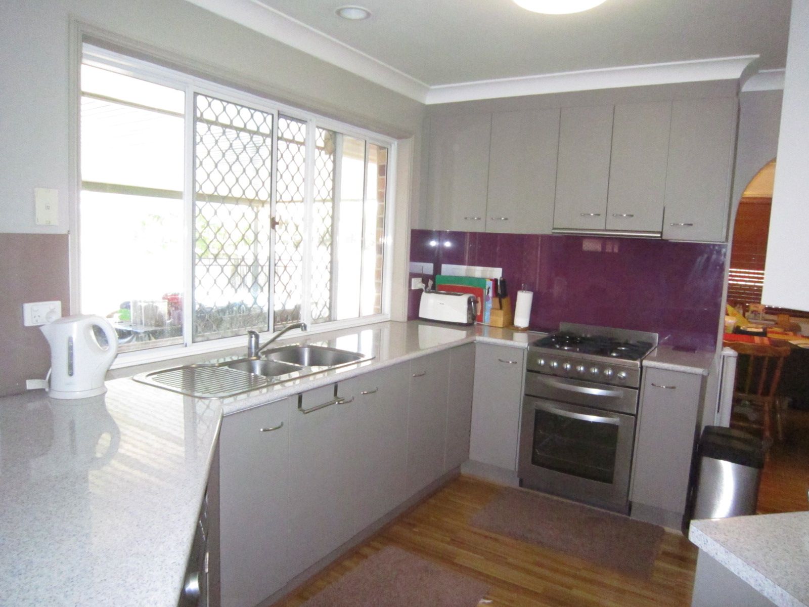 90 Nardie Street, EIGHT MILE PLAINS, QLD 4113