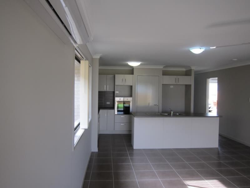 5 Mistral Crescent, GRIFFIN, QLD 4503