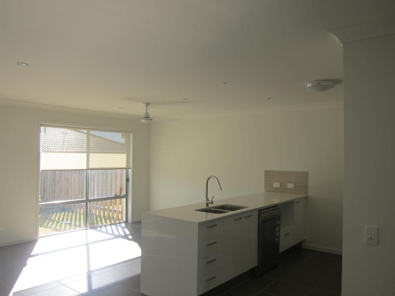 8A Pinevale Place, MANGO HILL, QLD 4509
