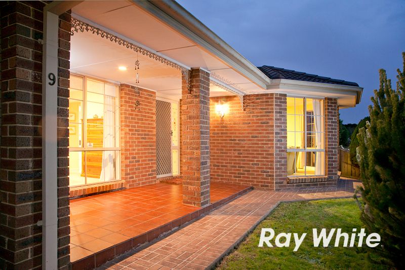 9 Manuka Mews, LANGWARRIN, VIC 3910