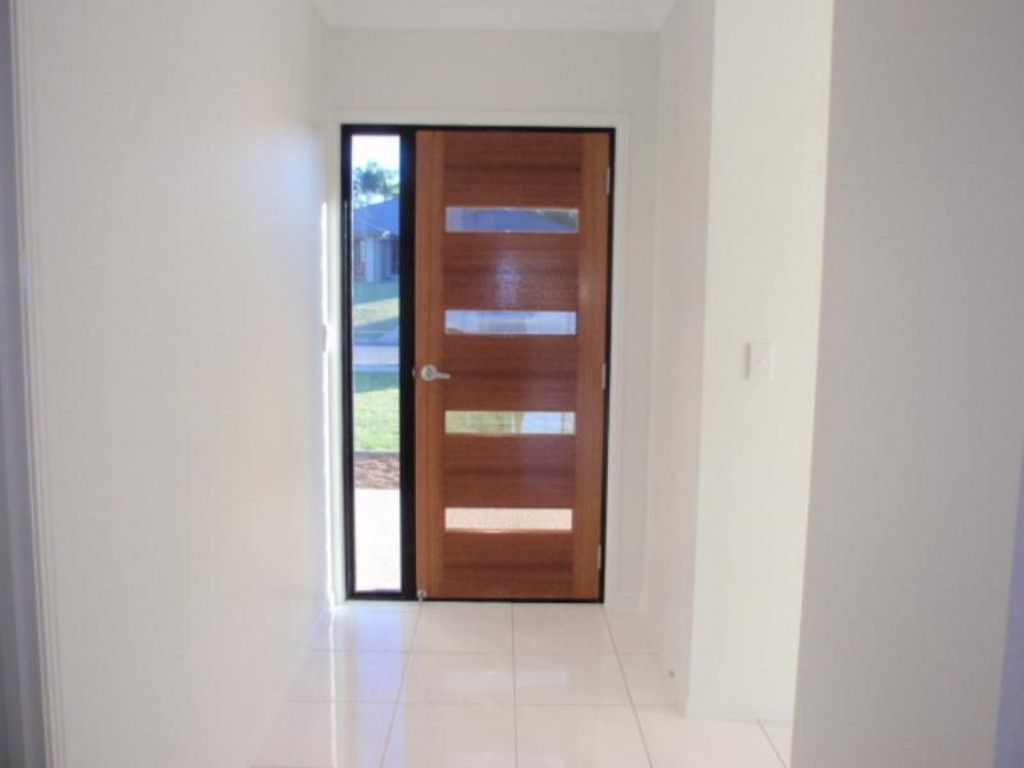 2/10 Chandon Court, EMERALD, QLD 4720